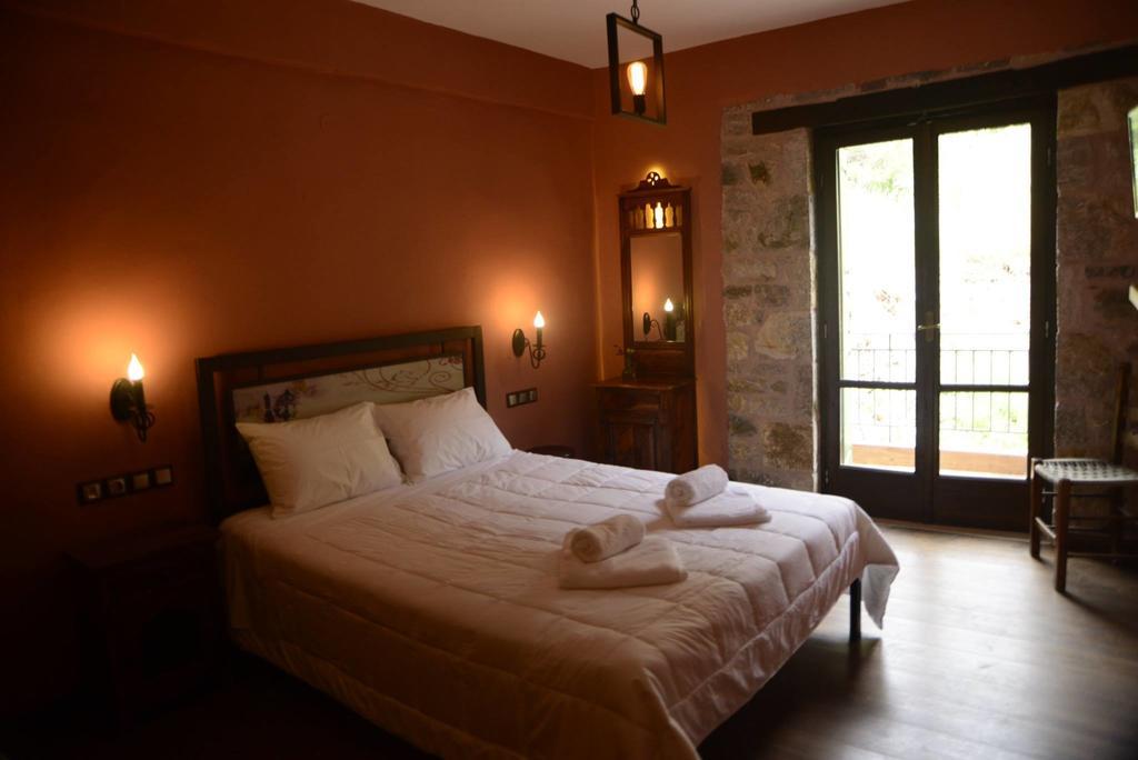 Messana Hotel Messini Luaran gambar
