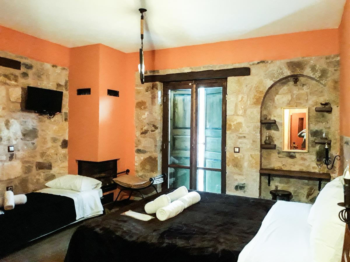 Messana Hotel Messini Luaran gambar